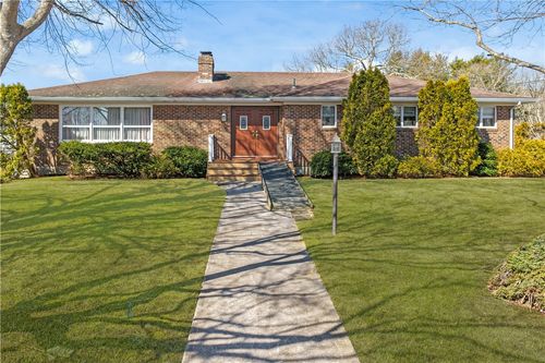 37 Urso Dr, Westerly, RI, 02891-3838 | Card Image