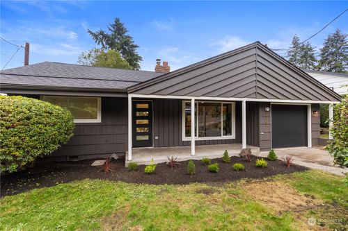 2707 Ne 110th Street, Seattle, WA, 98125 | Card Image