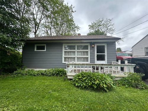 2117 Paul St, Hermitage, PA, 16148-6906 | Card Image