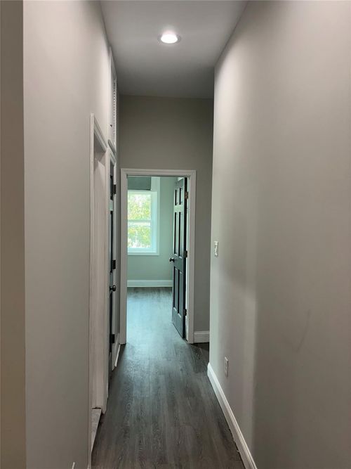 2-193 Jamaica Ave, Hollis, NY, 11423-2532 | Card Image