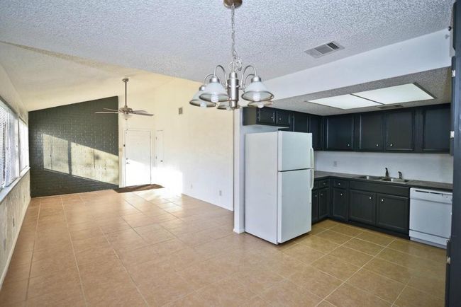 A - 1201 Westcott Dr, Home with 2 bedrooms, 2 bathrooms and 2 parking in Round Rock TX | Image 4