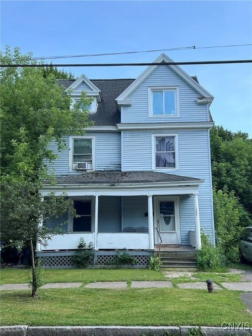127 W Ostrander Ave, Syracuse, NY, 13205-1923 | Card Image
