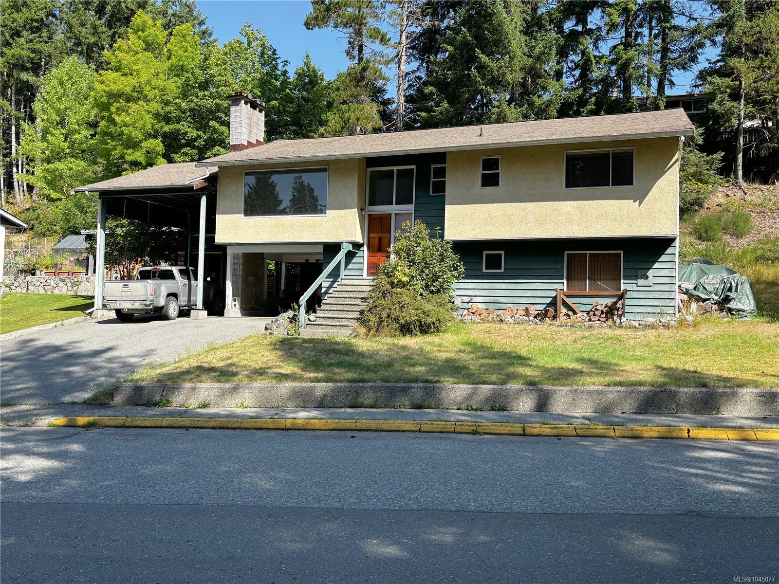 Residential in Gold River