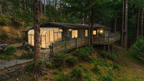 4731 Mcvicker Rd, Metchosin, BC, V9C4C7 | Card Image