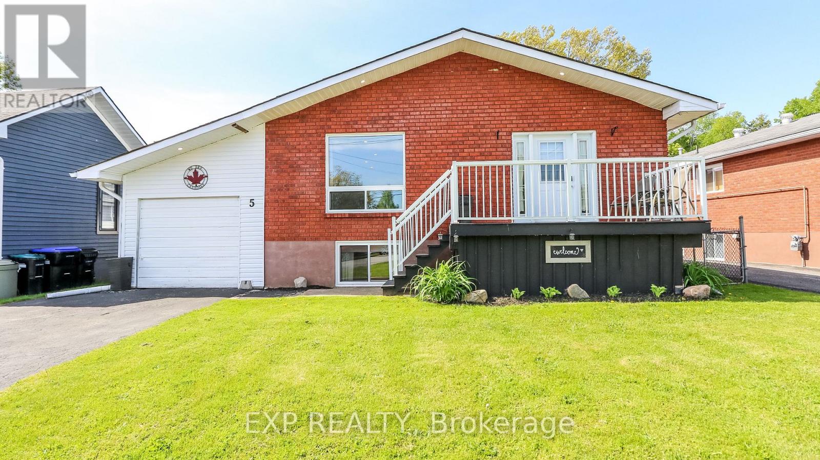 Residential in Tay (Victoria Harbour)