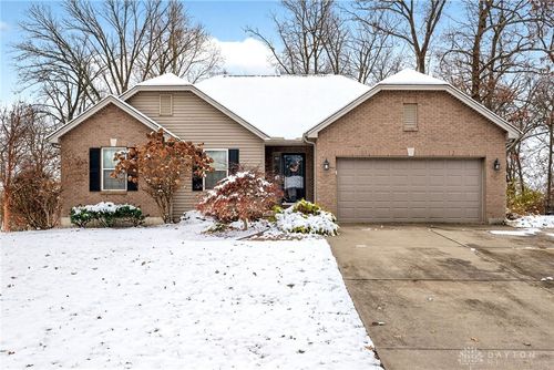 2575 Martha Ln, Hamilton, OH, 45013-4258 | Card Image