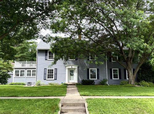 200 Oak St, Northfield, MN, 55057-2349 | Card Image
