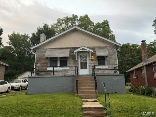 3120 Maybelle Dr, Normandy, MO, 63121-4243 | Card Image
