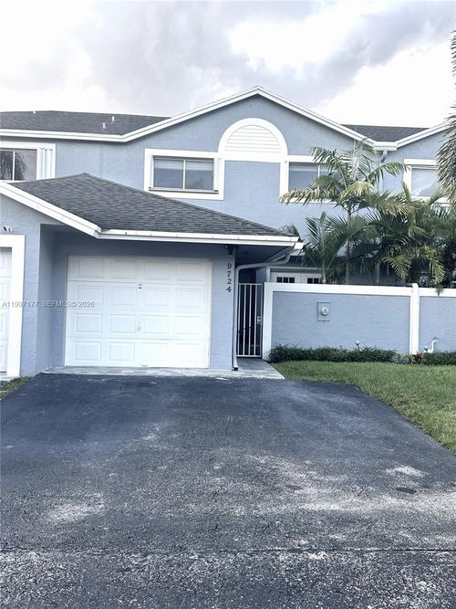 9724 Sw 142nd Pl, Miami, FL, 33186-1176 | Card Image