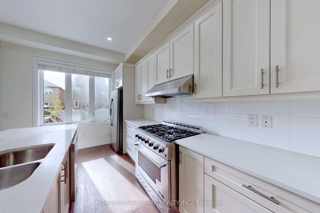 86 Hesperus Rd, House other with 4 bedrooms, 4 bathrooms and 2 parking in Thornhill ON | Image 7