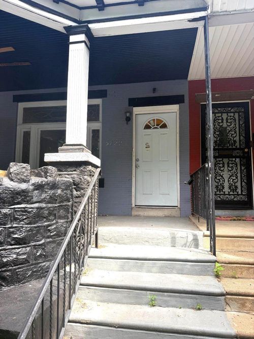 5829 Lansdowne Ave, PHILADELPHIA, PA, 19131-3424 | Card Image