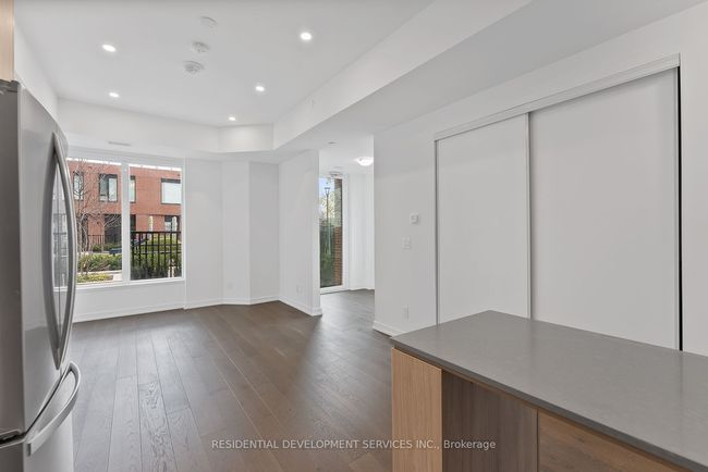 112 - 15 Maryport Ave, Condo with 4 bedrooms, 3 bathrooms and null parking in North York ON | Image 9