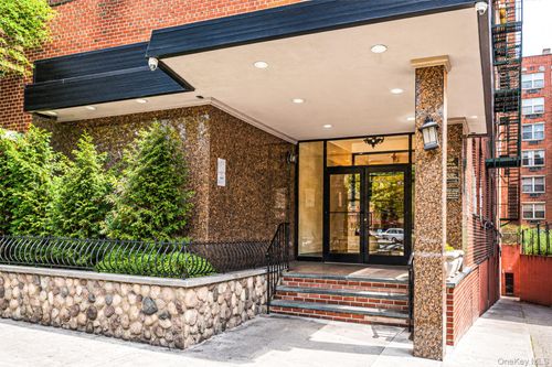 4h-134-54 Maple Ave, Flushing, NY, 11355-4523 | Card Image