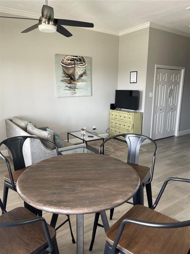 APT-1 - 1015 Blue Water Hwy, Condo with 2 bedrooms, 1 bathrooms and null parking in Surfside Beach TX | Image 5