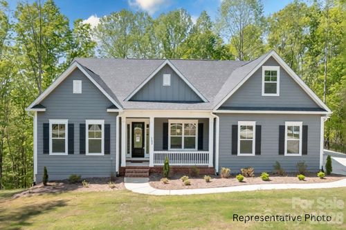 116 Huntcliff Dr, Statesville, NC, 28677-2510 | Card Image