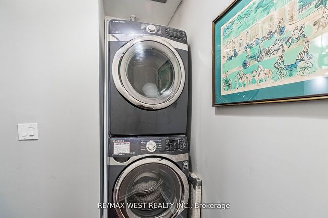 821 - 155 Dalhousie St, Condo with 2 bedrooms, 2 bathrooms and null parking in Toronto ON | Image 33