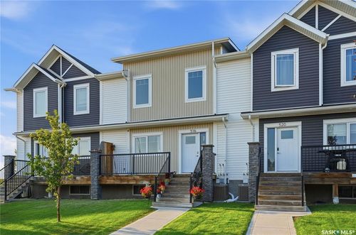 516 Kloppenburg Crescent, Saskatoon, SK, S7W0X8 | Card Image