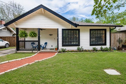 5400 Worth St, Dallas, TX, 75214-4926 | Card Image