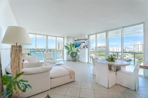 604-10 Venetian Way, Miami Beach, FL, 33139-8844 | Card Image