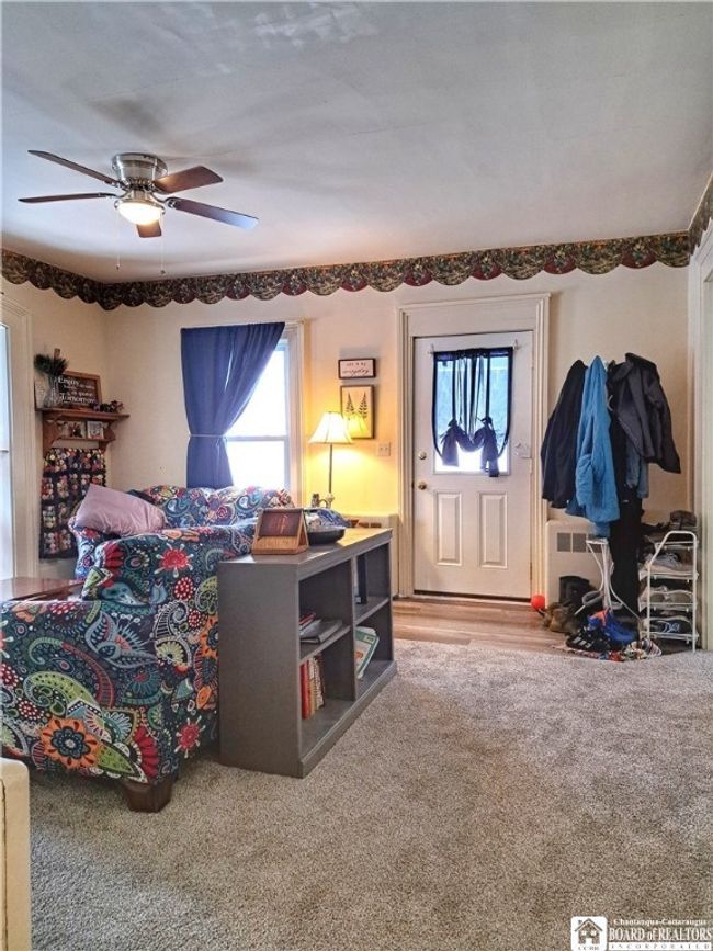 Lower Apartment - Living Room | Image 10