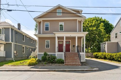 2-20 Mystic St, Medford, MA, 02155-3612 | Card Image