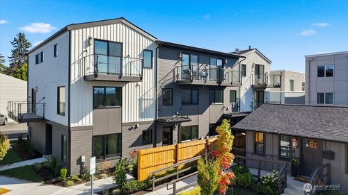 306 Daley St, Edmonds, WA, 98020-3123 | Card Image
