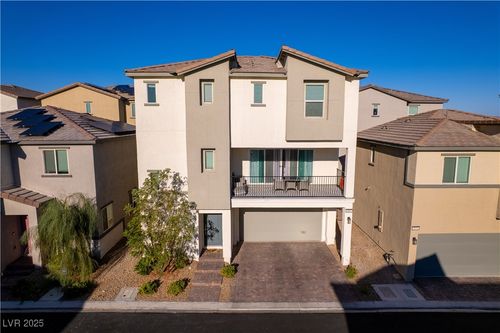 6960 Crescent Gold St, North Las Vegas, NV, 89086-1657 | Card Image
