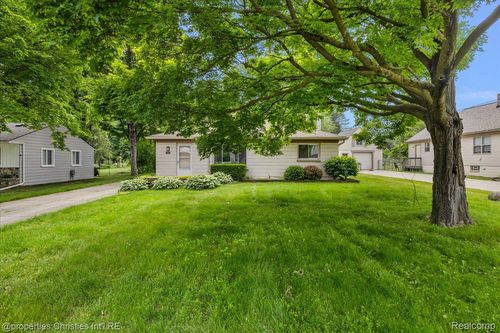 15501 Portis St, Plymouth, MI, 48170-4830 | Card Image