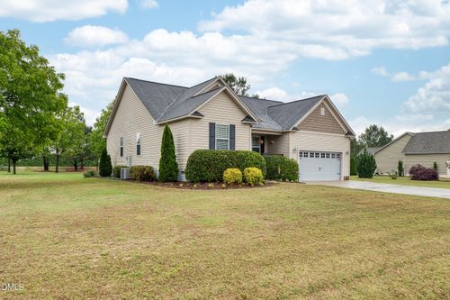84 Langdon Farms Dr, Smithfield, NC, 27577-9597 | Card Image