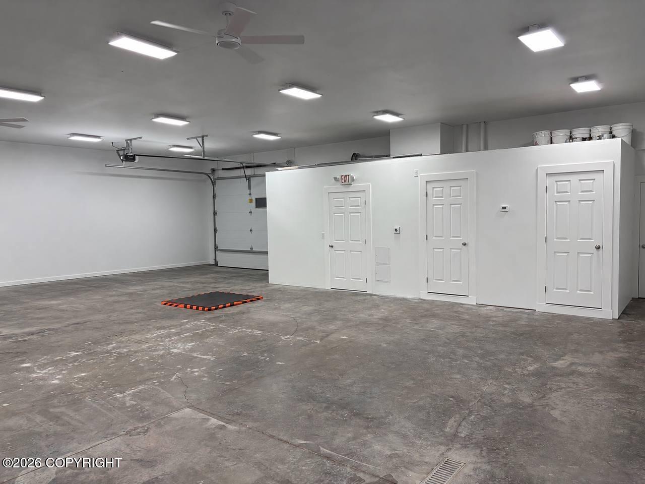 Commercial Lease in Eagle River 3
