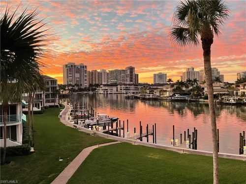 1-134-355 Park Shore Dr, NAPLES, FL, 34103-2617 | Card Image