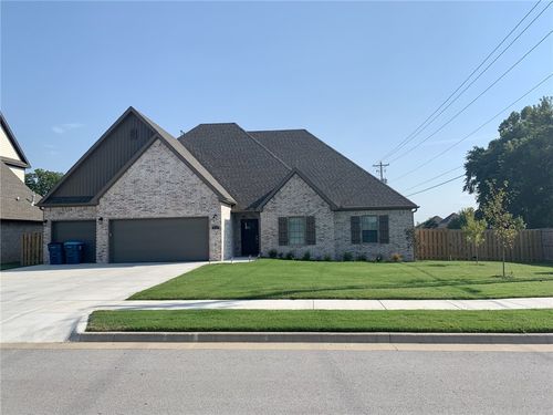 1911 Sw Nottingham Ave, Bentonville, AR, 72713-2151 | Card Image