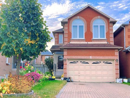 200 Milliken Meadows Dr, Markham, ON, L3R0V9 | Card Image