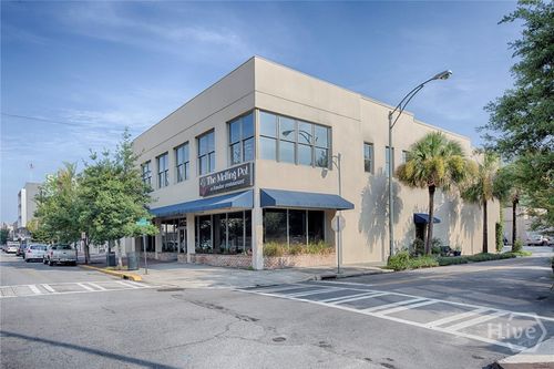 232 E Broughton St, savannah, GA, 31401-3402 | Card Image