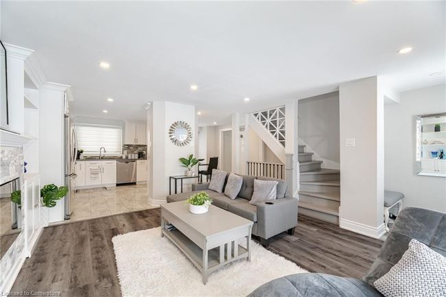 512 Pinetree Cres, House other with 3 bedrooms, 3 bathrooms and 4 parking in Cambridge ON | Image 14