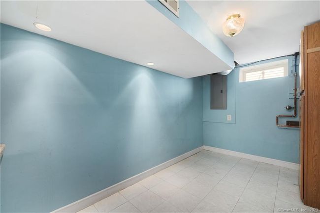 115 Mohawk Drive Ext, House other with 3 bedrooms, 2 bathrooms and 2 parking in West Haven CT | Image 19