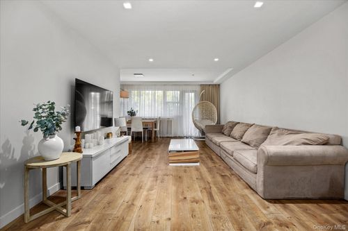3c-151-31 88th Street, New York, NY, 11414 | Card Image