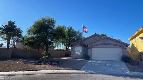 4733 Cliff Breeze Dr, North Las Vegas, NV, 89081-3287 | Card Image