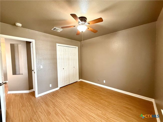 213 Summerside Ave, House other with 3 bedrooms, 2 bathrooms and null parking in Lockhart TX | Image 34