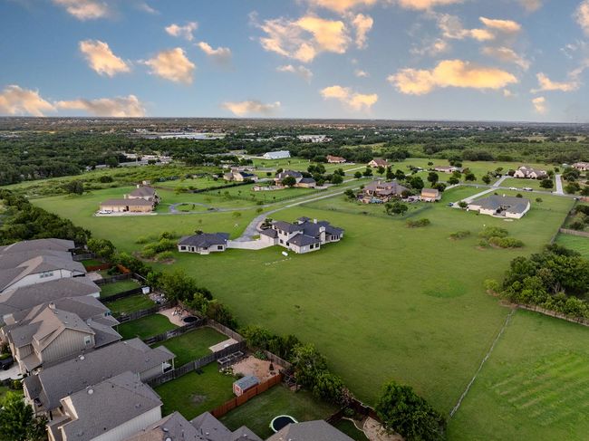 Aerial perspective of suburban area | Image 39