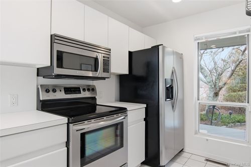 unit-1-23 Library Ave, Westhampton Beach, NY, 11978-2687 | Card Image