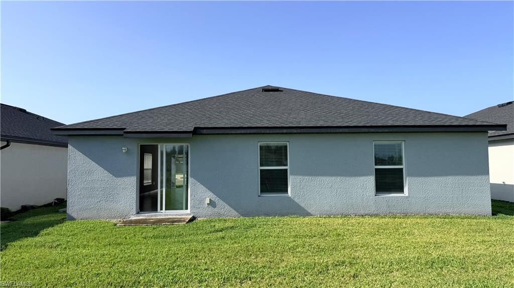 Residential Lease in NORTH FORT MYERS 3