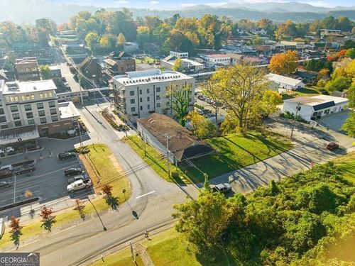 353 W First St, Blue Ridge, GA, 30513-8563 | Card Image