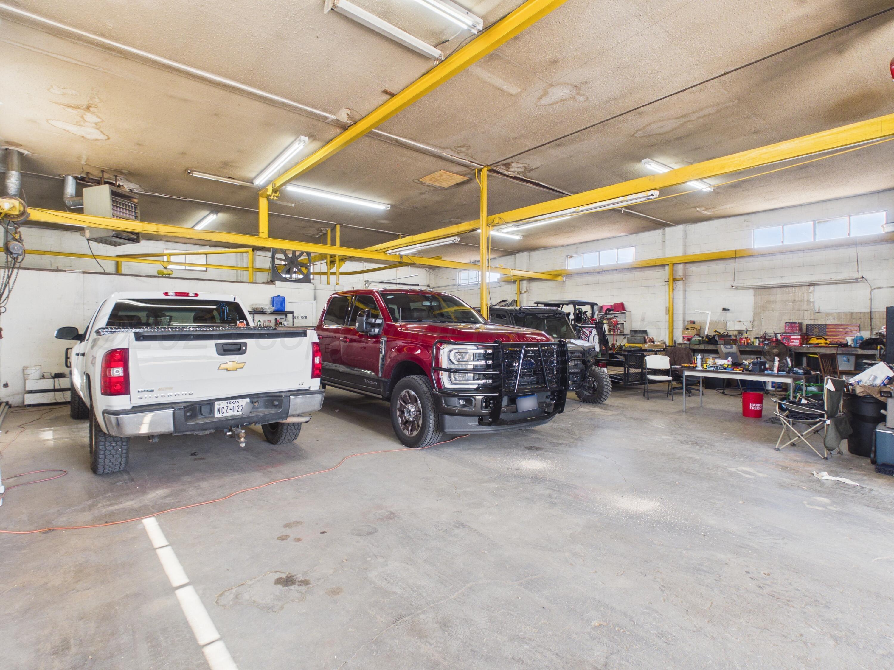 Commercial Sale in Dumas 3
