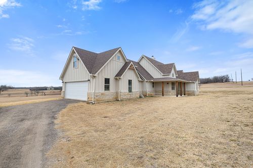 476 Silver Leaf Dr, Sunset, TX, 76270-2168 | Card Image