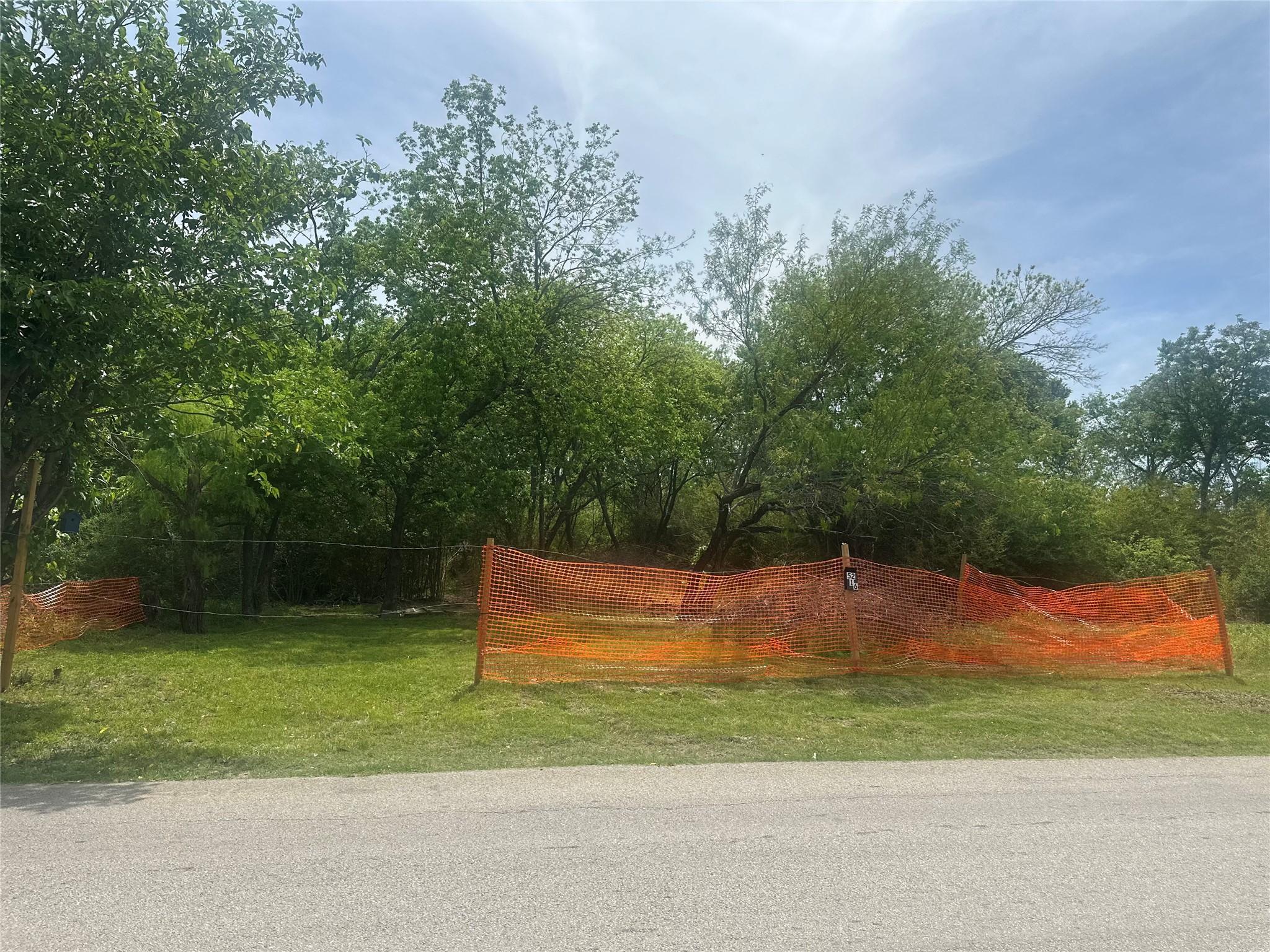 Land in Dallas 2