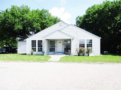 103 E Denison Ave, Bonham, TX, 75418-2647 | Card Image