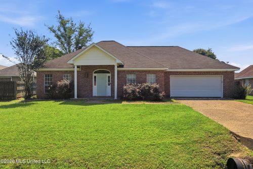 218 Holmar Dr, Brandon, MS, 39047-7531 | Card Image