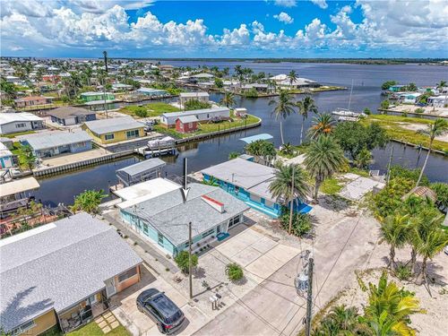 2500 Harbor View Dr, MATLACHA, FL, 33993-9732 | Card Image
