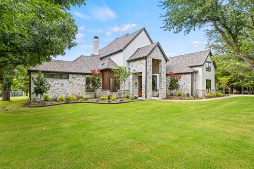 2000 Warwick Crescent Ct, Argyle, TX, 76226-1525 | Card Image